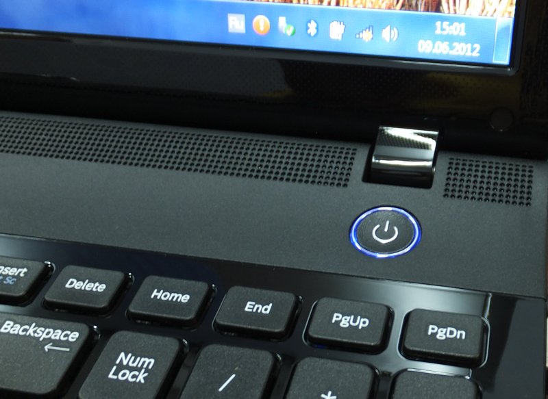 Почему не включается ноутбук кнопкой включение. Кнопка включения ноутбука для Samsung NP-n102s. Ноутбук асус 2022 кнопка. Кнопка выключения на ноутбуке. Кнопка выключения экрана на ноутбуке.